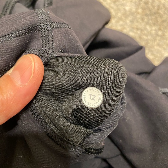 Lululemon Wunder Train Lot of 2 Women's Black Shorts Size 12 Inseam 6” - Picture 5 of 5